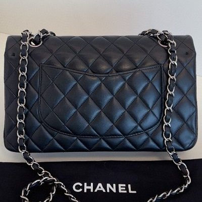 Chanel香奈兒Classic羊皮黑銀CF中號口蓋包-1