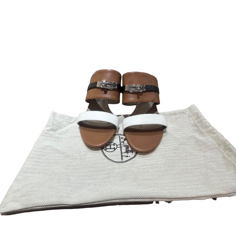 【美收精品】HERMES 茶白色皮革跟鞋 4-732-14