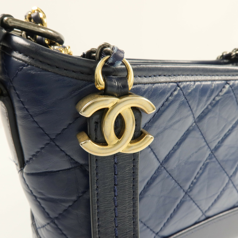 CHANEL 牛皮皮革Gabrielle Small鏈帶肩背袋-10