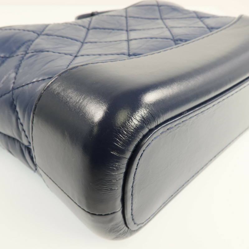 CHANEL 牛皮皮革Gabrielle Small鏈帶肩背袋-14