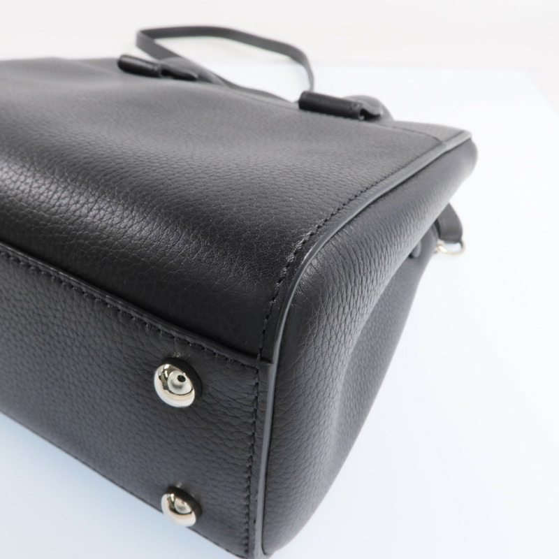 CHANEL 牛皮皮革Neo Executive銀扣手挽肩背兩用袋-13