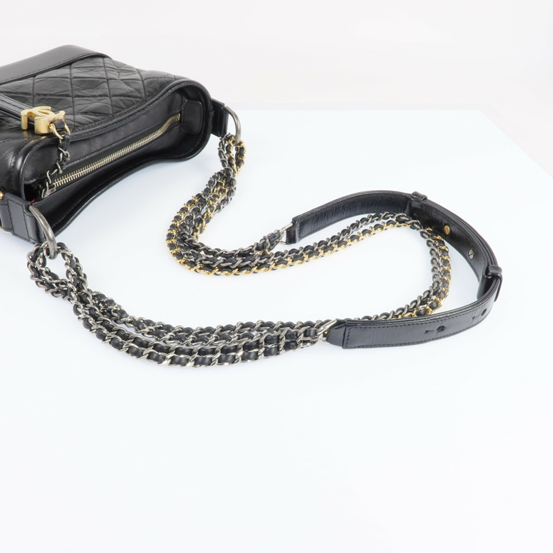 CHANEL 牛皮皮革Gabrielle Small 金銀鏈帶肩背包-7