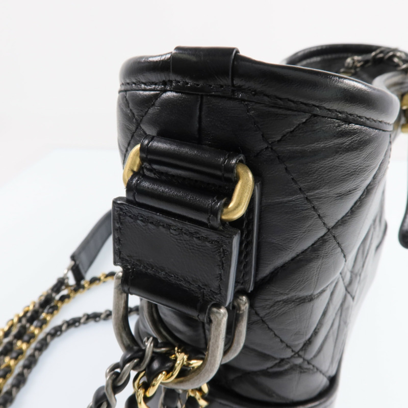 CHANEL 牛皮皮革Gabrielle Small 金銀鏈帶肩背包-9
