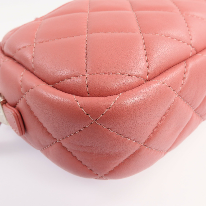 CHANEL 羊皮皮革Camera Bag銀扣鏈帶肩背袋-12