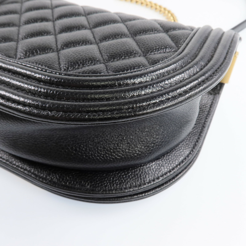 CHANEL 牛皮皮革Boy Chanel金扣鏈帶肩背袋-12