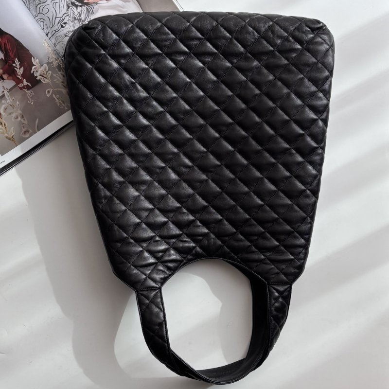 Rosé 同款::Saint Laurent::YSL Icare絎縫小羊皮超大型購物袋 大型手袋黑色-4