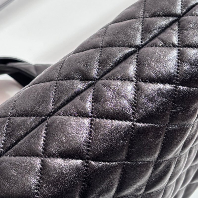 Rosé 同款::Saint Laurent::YSL Icare絎縫小羊皮超大型購物袋 大型手袋黑色-16