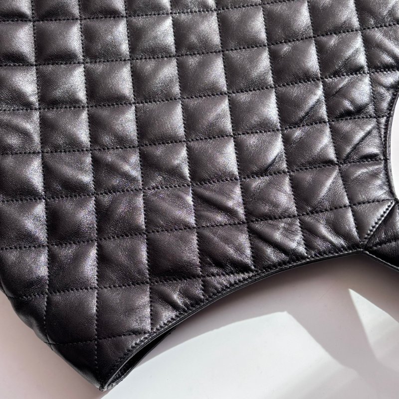 Rosé 同款::Saint Laurent::YSL Icare絎縫小羊皮超大型購物袋 大型手袋黑色-18