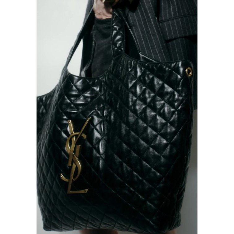 Rosé 同款::Saint Laurent::YSL Icare絎縫小羊皮超大型購物袋 大型手袋黑色-0
