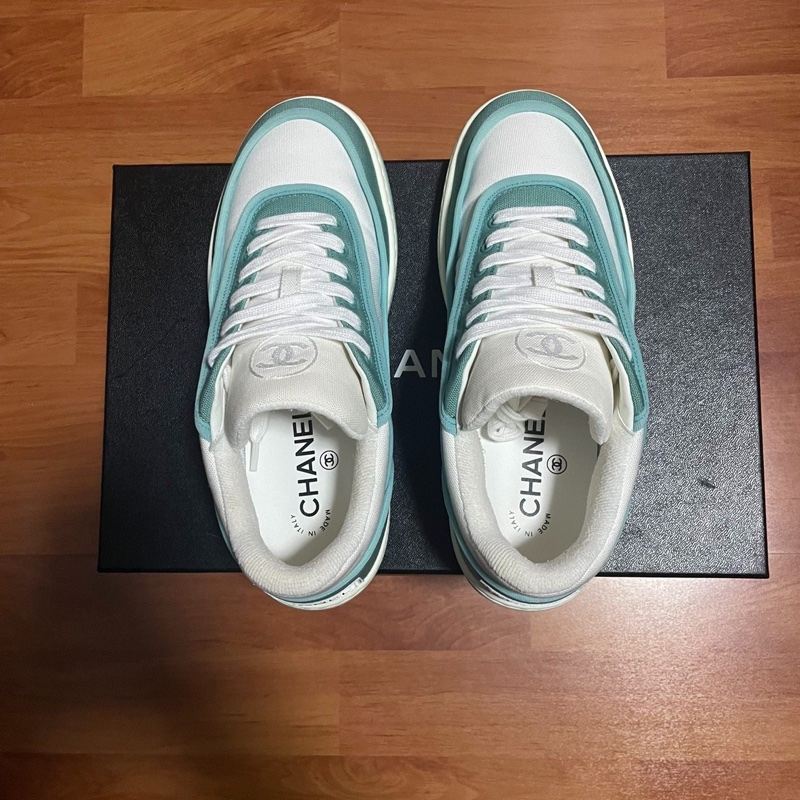 Chanel香奈兒23b低幫板鞋 女款 白綠 尺碼：37碼-3