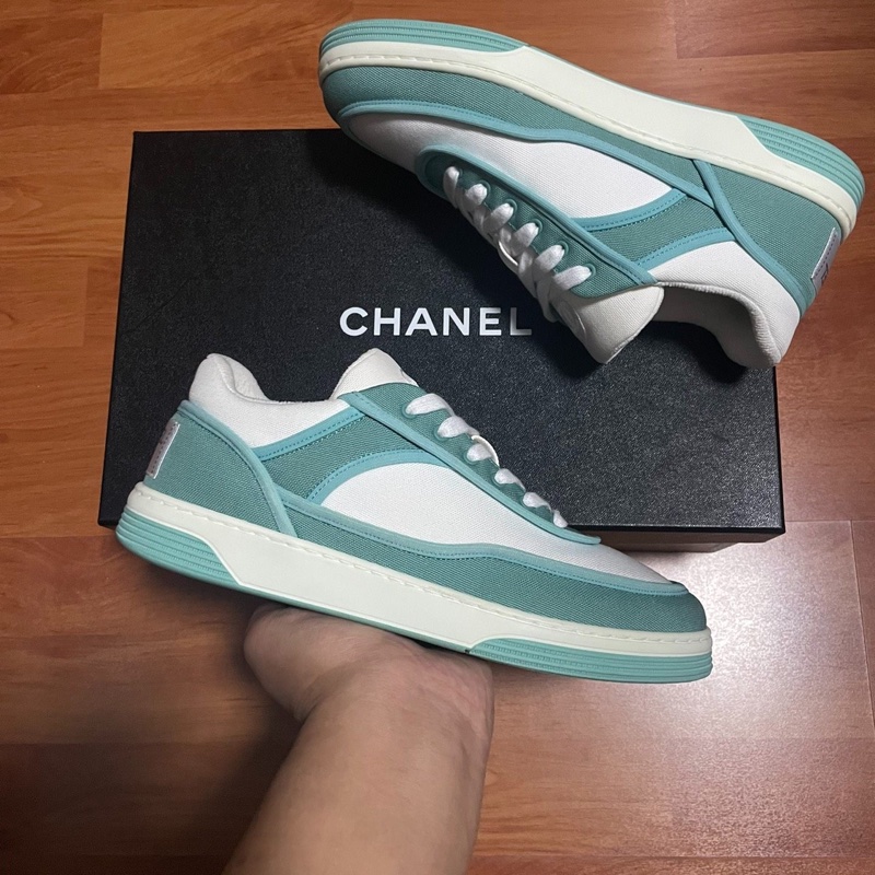 Chanel香奈兒23b低幫板鞋 女款 白綠 尺碼：37碼-7