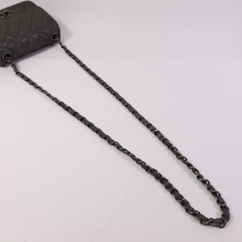 CHANEL 牛皮皮革Mini Classic 17銀扣鏈帶肩背袋-8