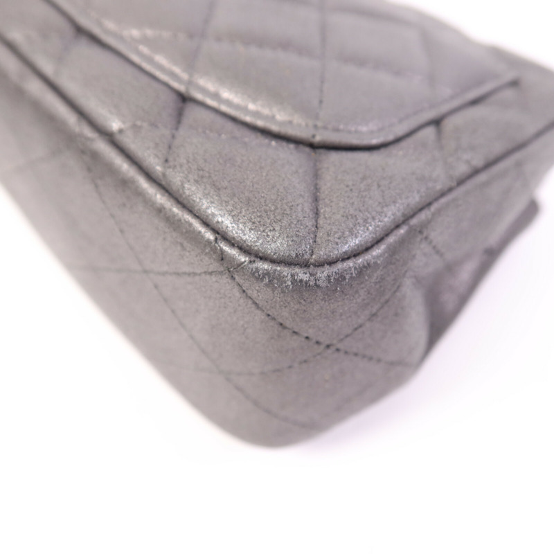 CHANEL 牛皮皮革Mini Classic 17銀扣鏈帶肩背袋-12