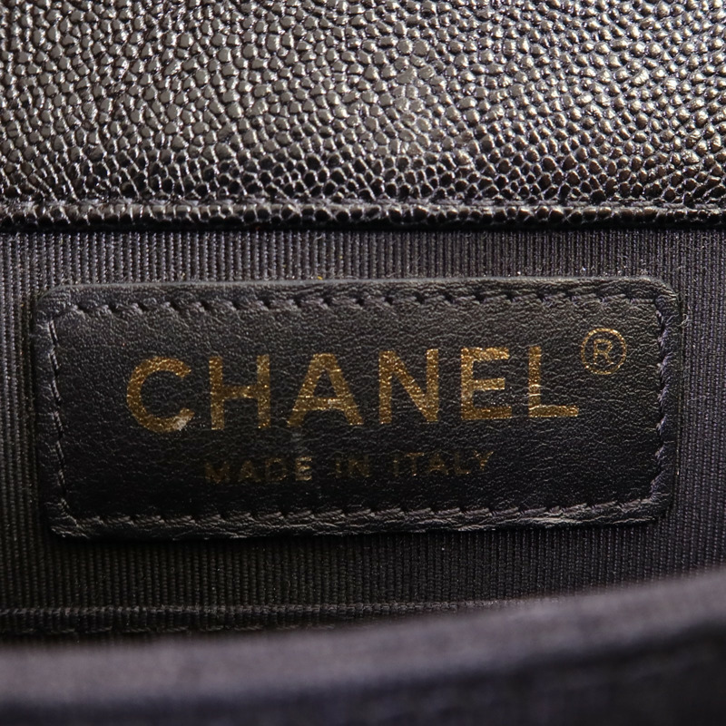 CHANEL 牛皮皮革Boy金扣鏈帶肩背袋-5