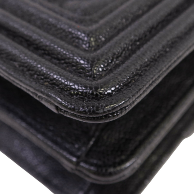 CHANEL 牛皮皮革Boy金扣鏈帶肩背袋-13