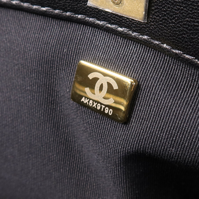 CHANEL 羊皮皮革Tote Bag金扣手挽袋-7