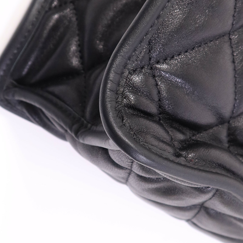 CHANEL 羊皮皮革Tote Bag金扣手挽袋-13