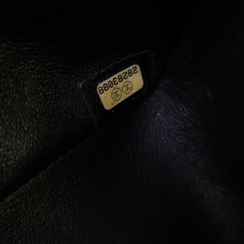 CHANEL 牛皮皮革2.55 Graffiti Reissue金扣鏈帶肩背袋-6