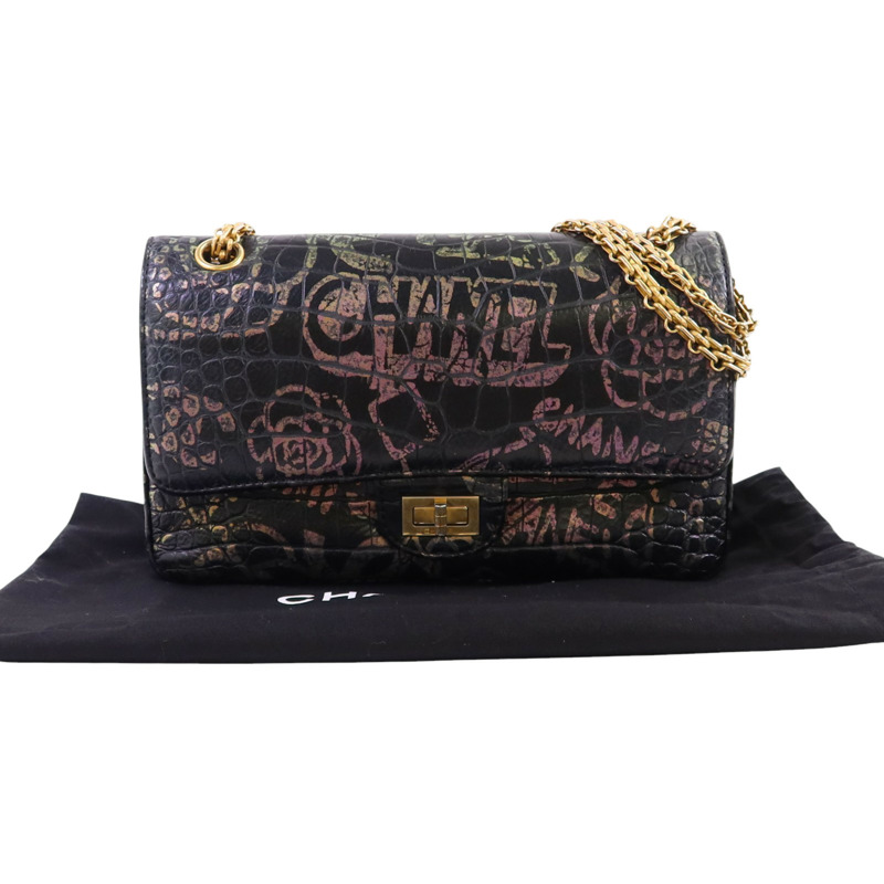 CHANEL 牛皮皮革2.55 Graffiti Reissue金扣鏈帶肩背袋-9