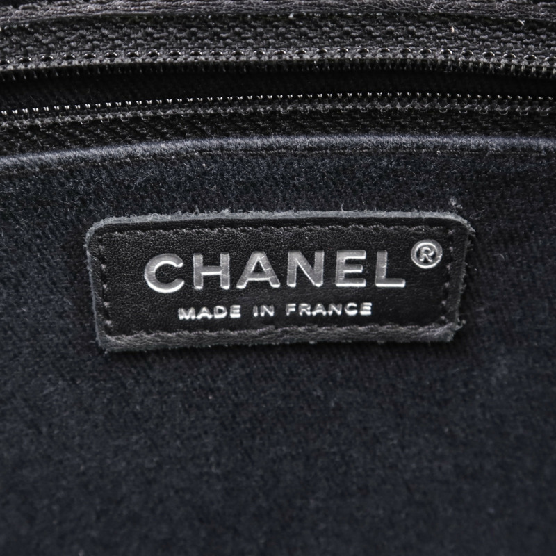 CHANEL 牛皮皮革Chain Shoulder銀扣鏈帶肩背袋-5