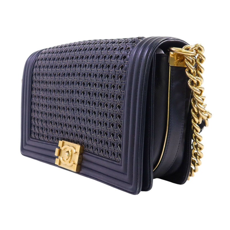 CHANEL 羊皮皮革Boy 28金扣鏈帶肩背袋-2