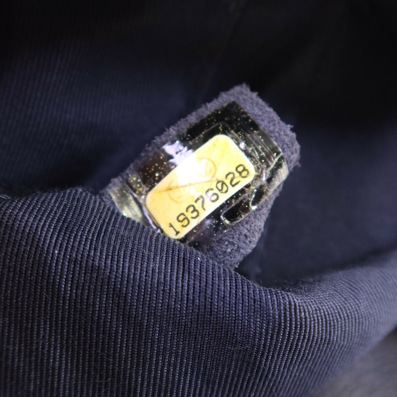 CHANEL 羊皮皮革Boy 28金扣鏈帶肩背袋-6