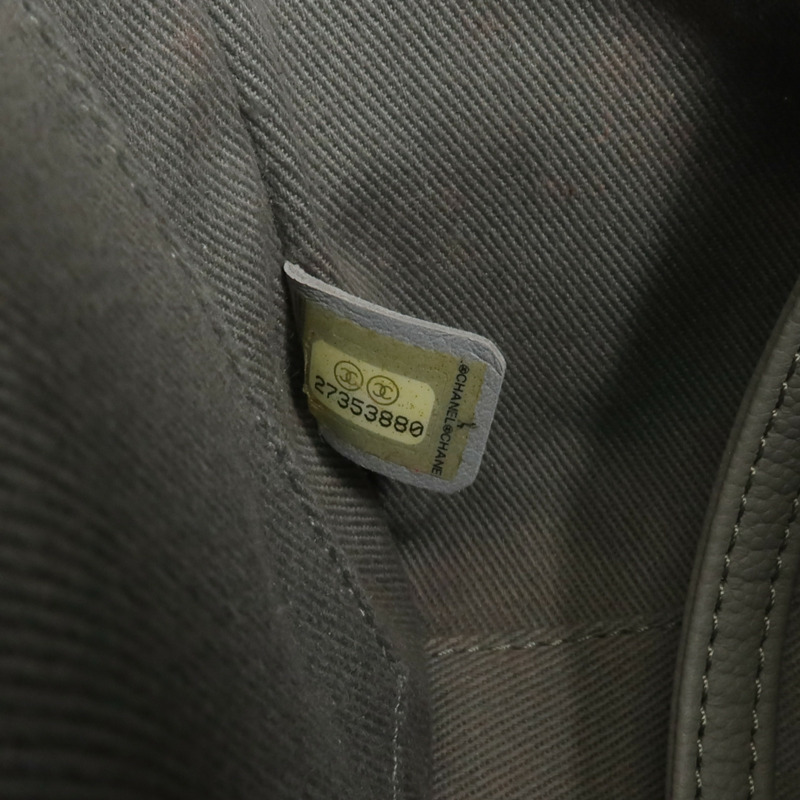 CHANEL 牛皮皮革Business Affinity金扣手挽肩背兩用袋-6