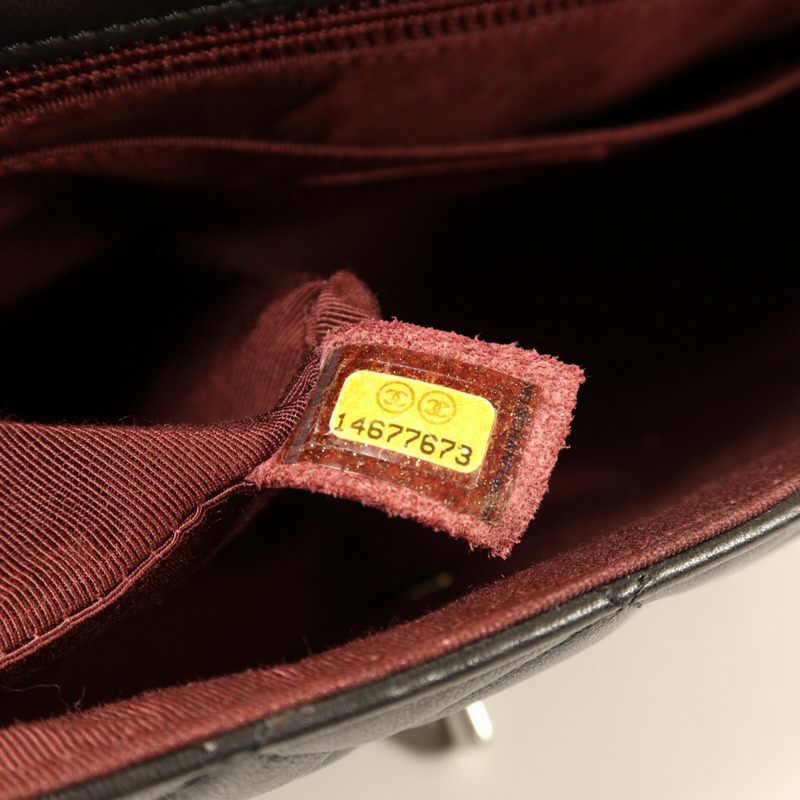 CHANEL 羊皮皮革Chain Shoulder銀扣鏈帶肩背袋-6