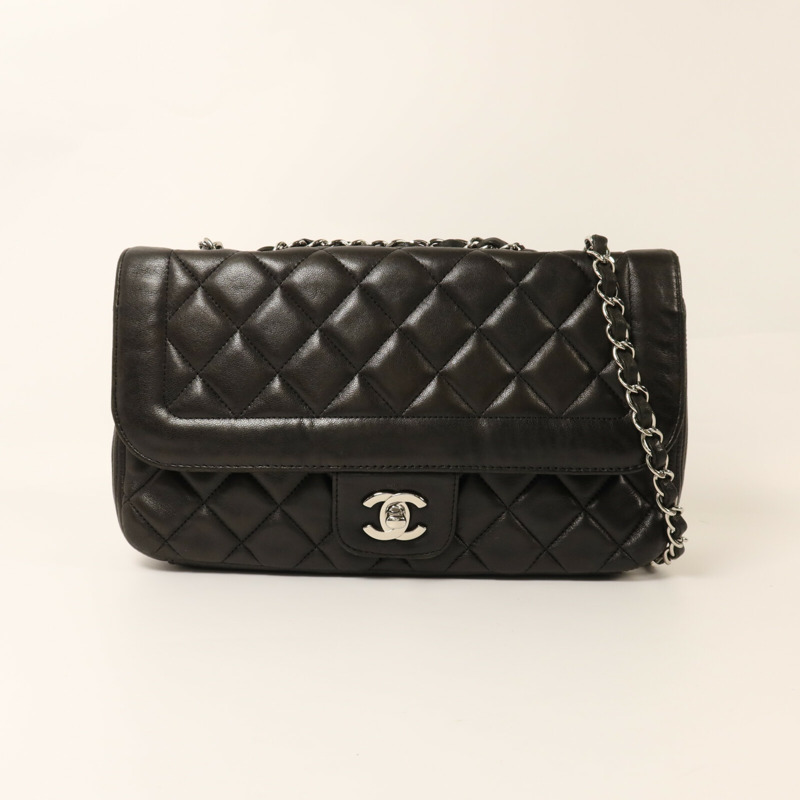 CHANEL 羊皮皮革Chain Shoulder銀扣鏈帶肩背袋-8