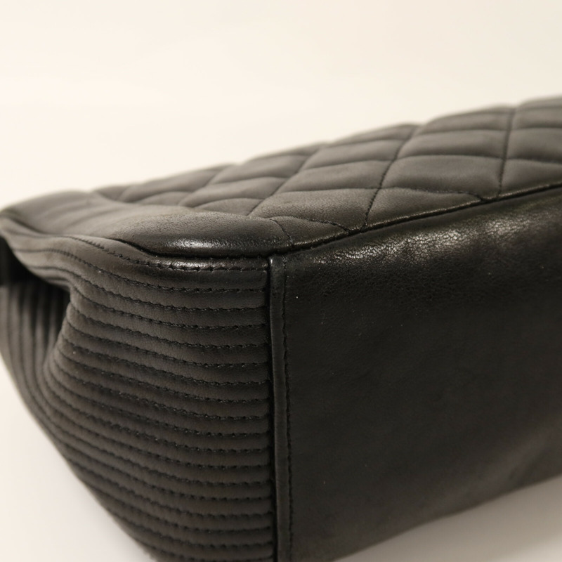 CHANEL 羊皮皮革Chain Shoulder銀扣鏈帶肩背袋-11