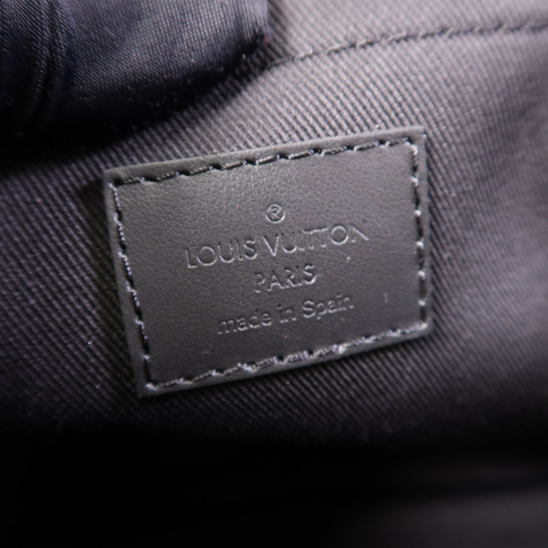 LOUIS VUITTON Taurillon Monogram S-Cape Messenger肩背袋-5