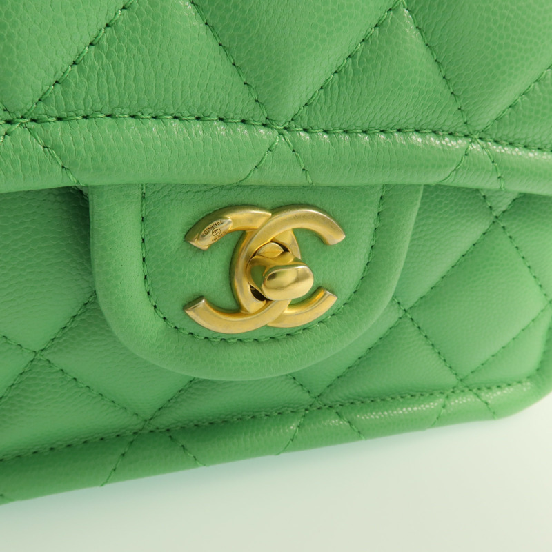 CHANEL 牛皮皮革Chain Shoulder金扣肩背包-10