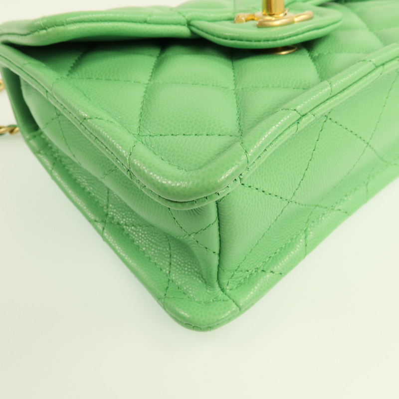 CHANEL 牛皮皮革Chain Shoulder金扣肩背包-15