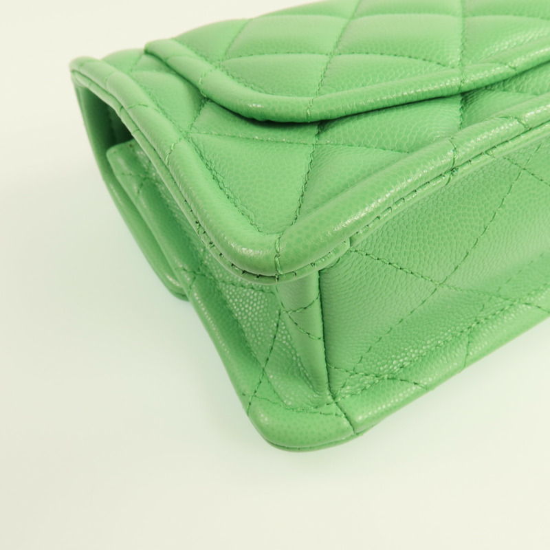 CHANEL 牛皮皮革Chain Shoulder金扣肩背包-17