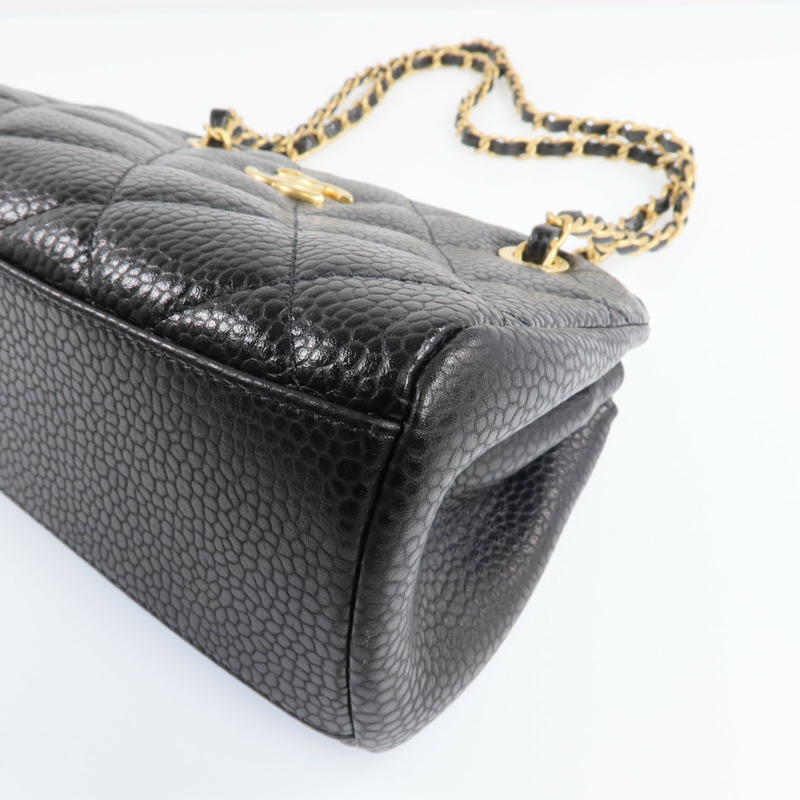 CHANEL 牛皮皮革Bowling Bag金扣肩背袋-10