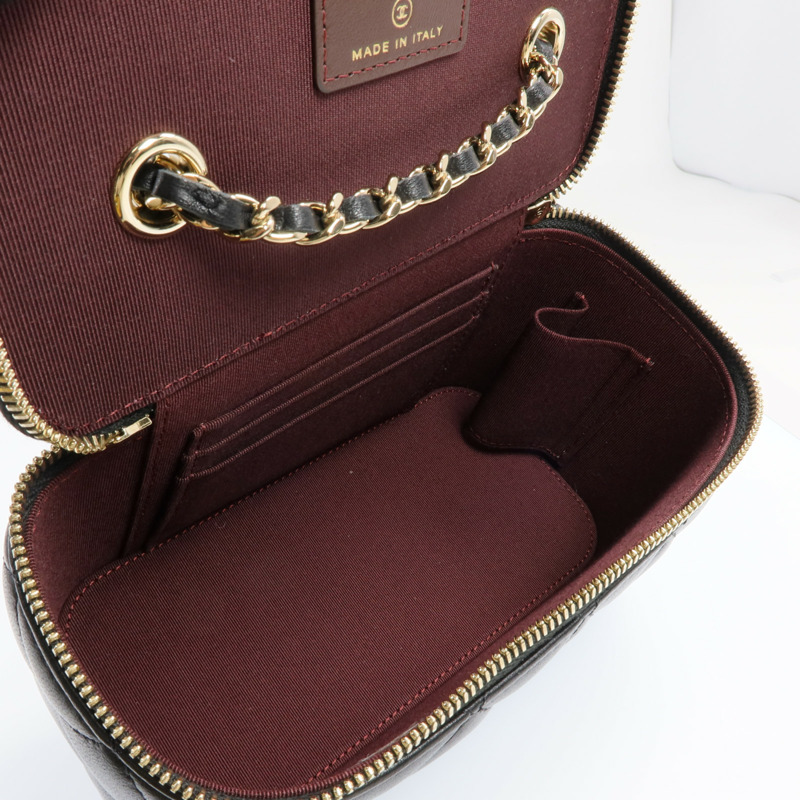 CHANEL 羊皮皮革Vanity Case金扣鏈帶肩背袋-4