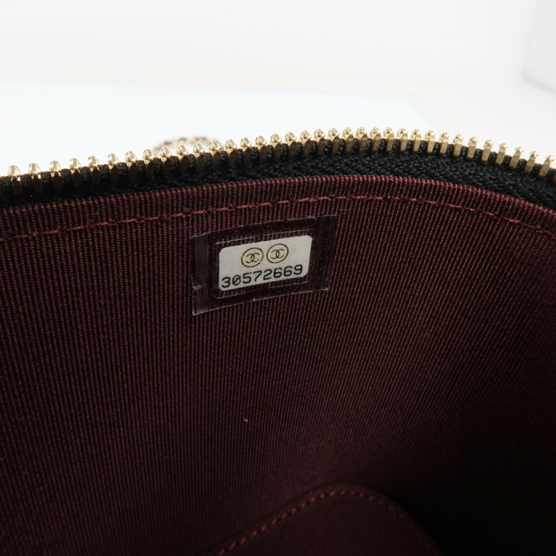 CHANEL 羊皮皮革Vanity Case金扣鏈帶肩背袋-6