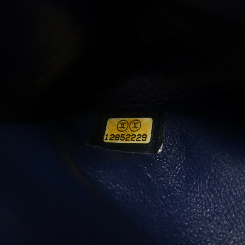 CHANEL 牛皮皮革Classic 25銀扣鏈帶肩背袋-7