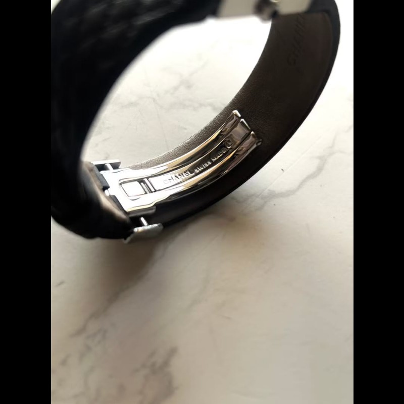 【LA LUNE】稀有中古二手Chanel Metalaase黑銀色石英古董錶金屬帶女裝手腕錶-3