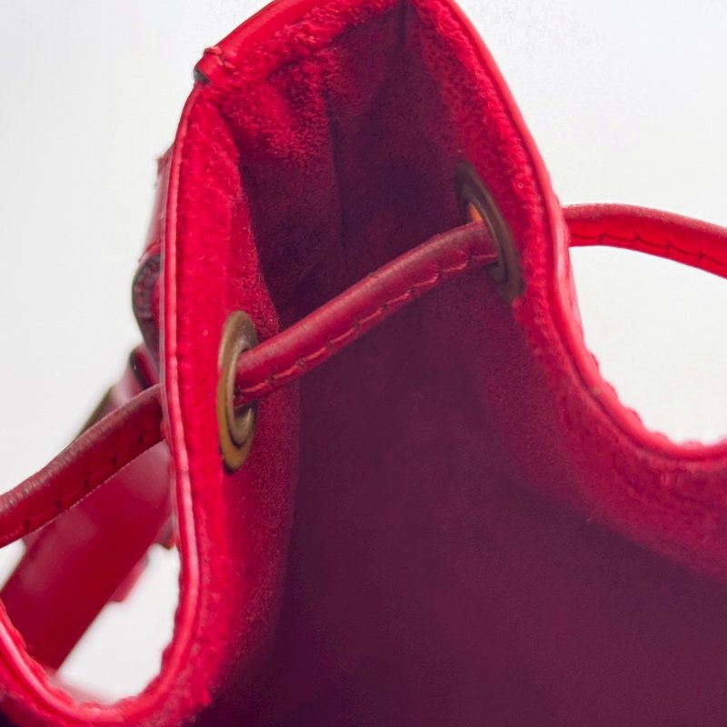 🎉過年必入 LV 新年紅 EPI材質 肩背水桶包-34