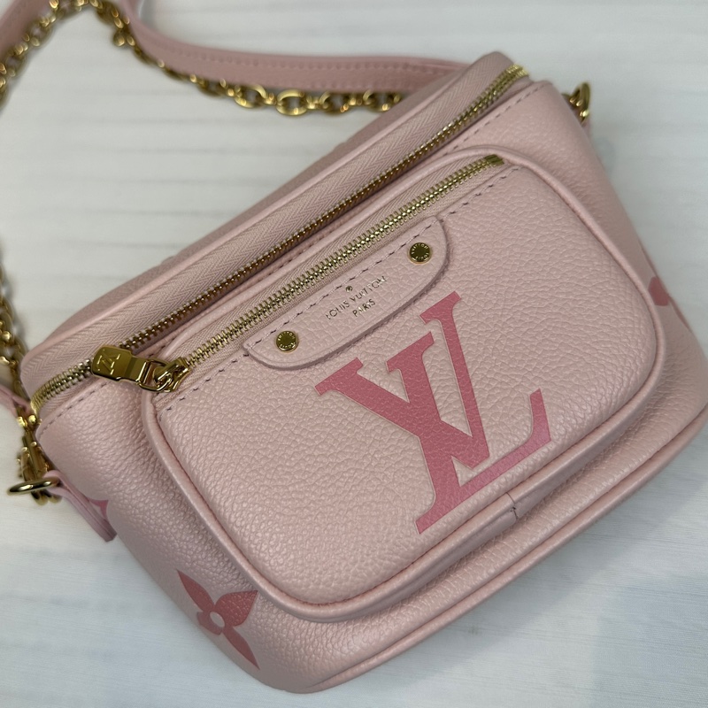 路易威登/Louis Vuitton Mini Bumbag 粉色老花壓紋牛皮斜背包17x9x12cm-6