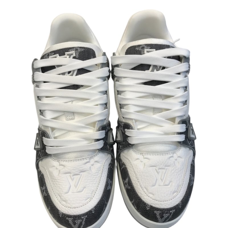 LV壓紋老花牛仔色布鞋-1