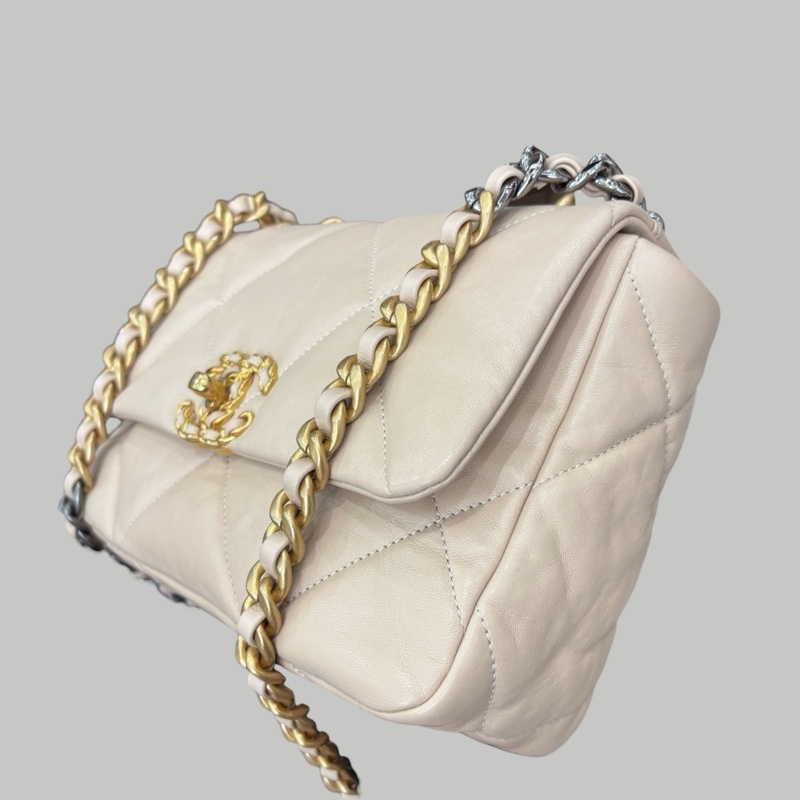 Chanel 19bag small 米色-1