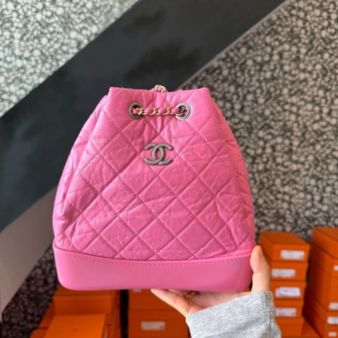 Chanel 小號流浪書包