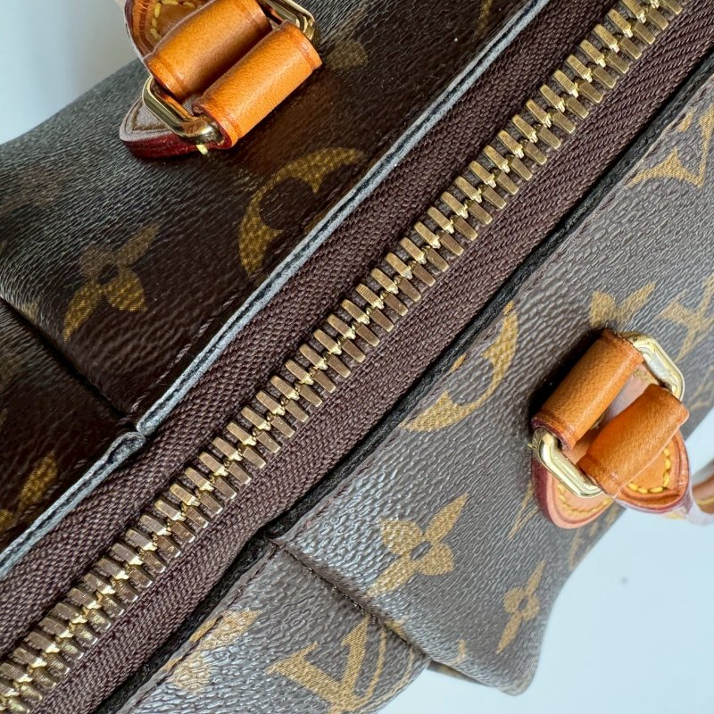 ✨超級大容量‼️不買會後悔  LV 經典老花前抓皺手提斜背包 GM-16