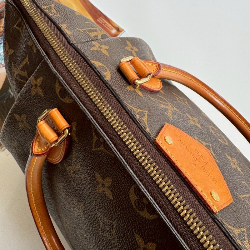 ✨超級大容量‼️不買會後悔  LV 經典老花前抓皺手提斜背包 GM-17