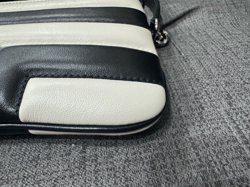 JIMMY CHOO肩背包-13