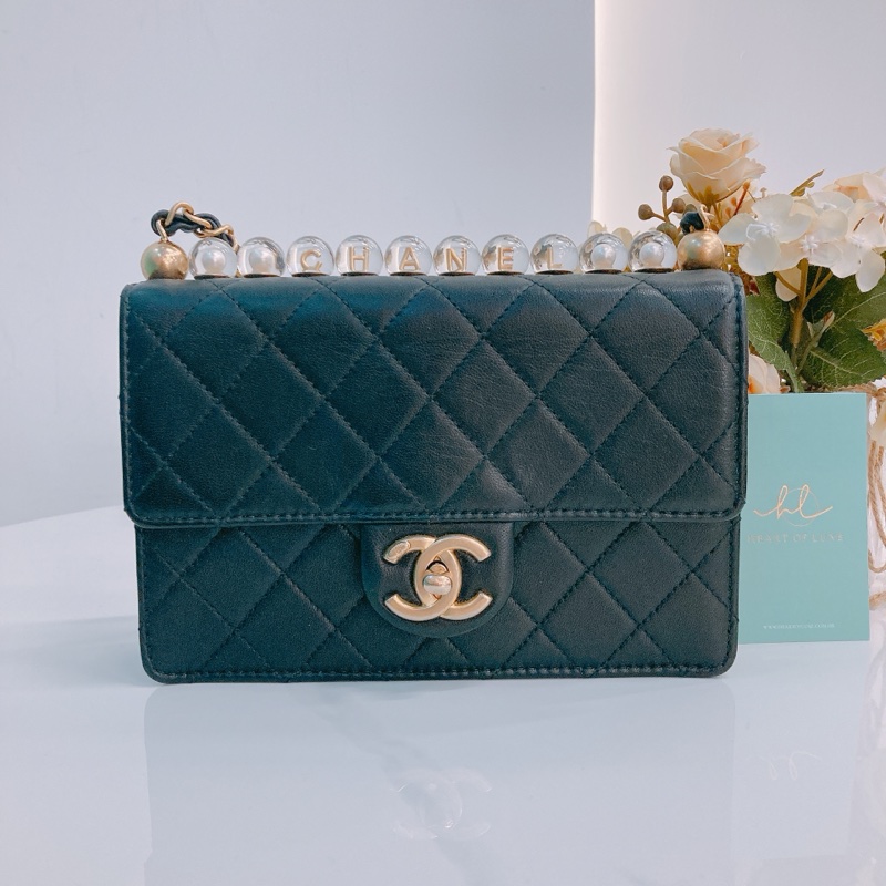 MS0520 CHANEL 香奈兒翻蓋式特別水晶字翻蓋式鏈帶包包CHIC ACRYLIC PEARL FLAP 19CM CALFSKIN-0
