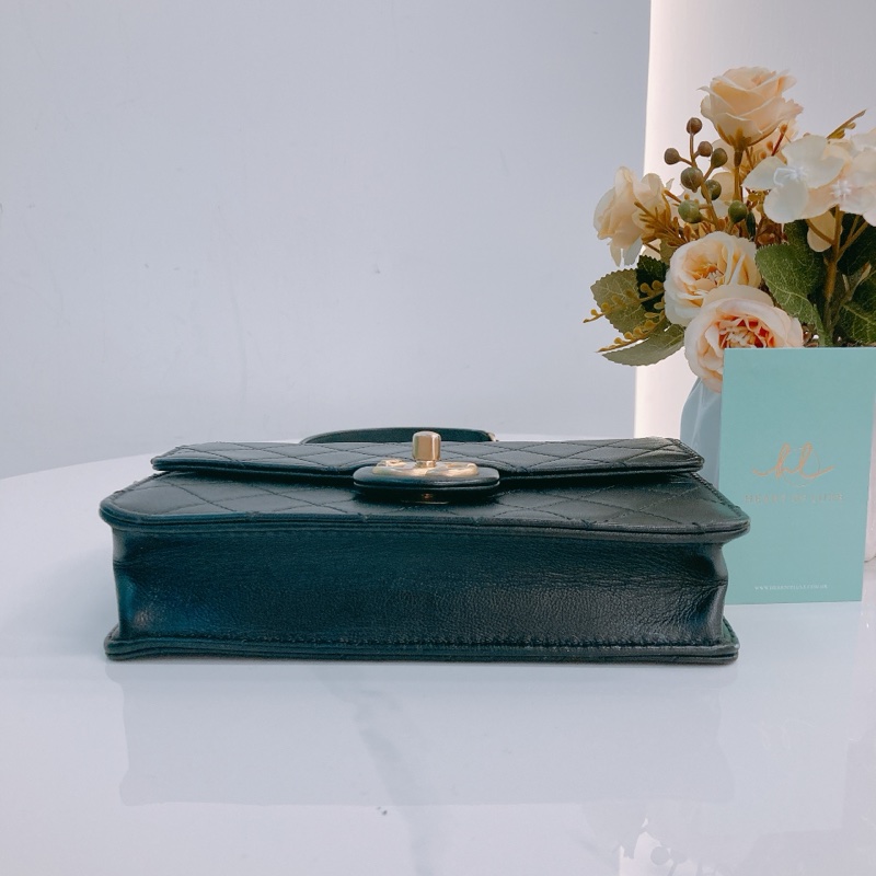 MS0520 CHANEL 香奈兒翻蓋式特別水晶字翻蓋式鏈帶包包CHIC ACRYLIC PEARL FLAP 19CM CALFSKIN-31