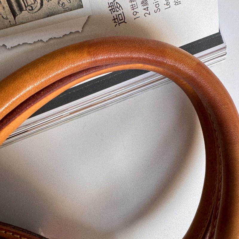 ‼️錯過不在✨保證正品 LV 經典花紋貝殼手提包-9